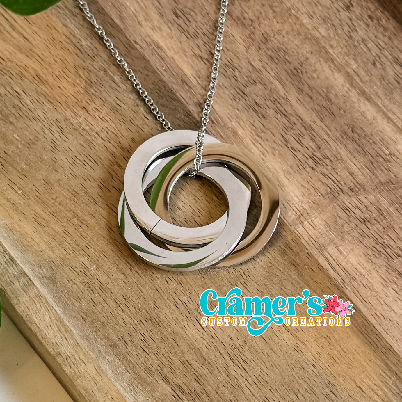 Interlocking Circle Necklace